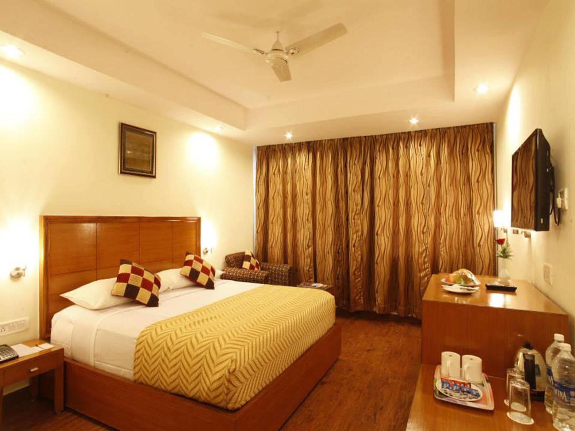 Hotel Kalinga Ashok Bhubaneswar Exterior photo