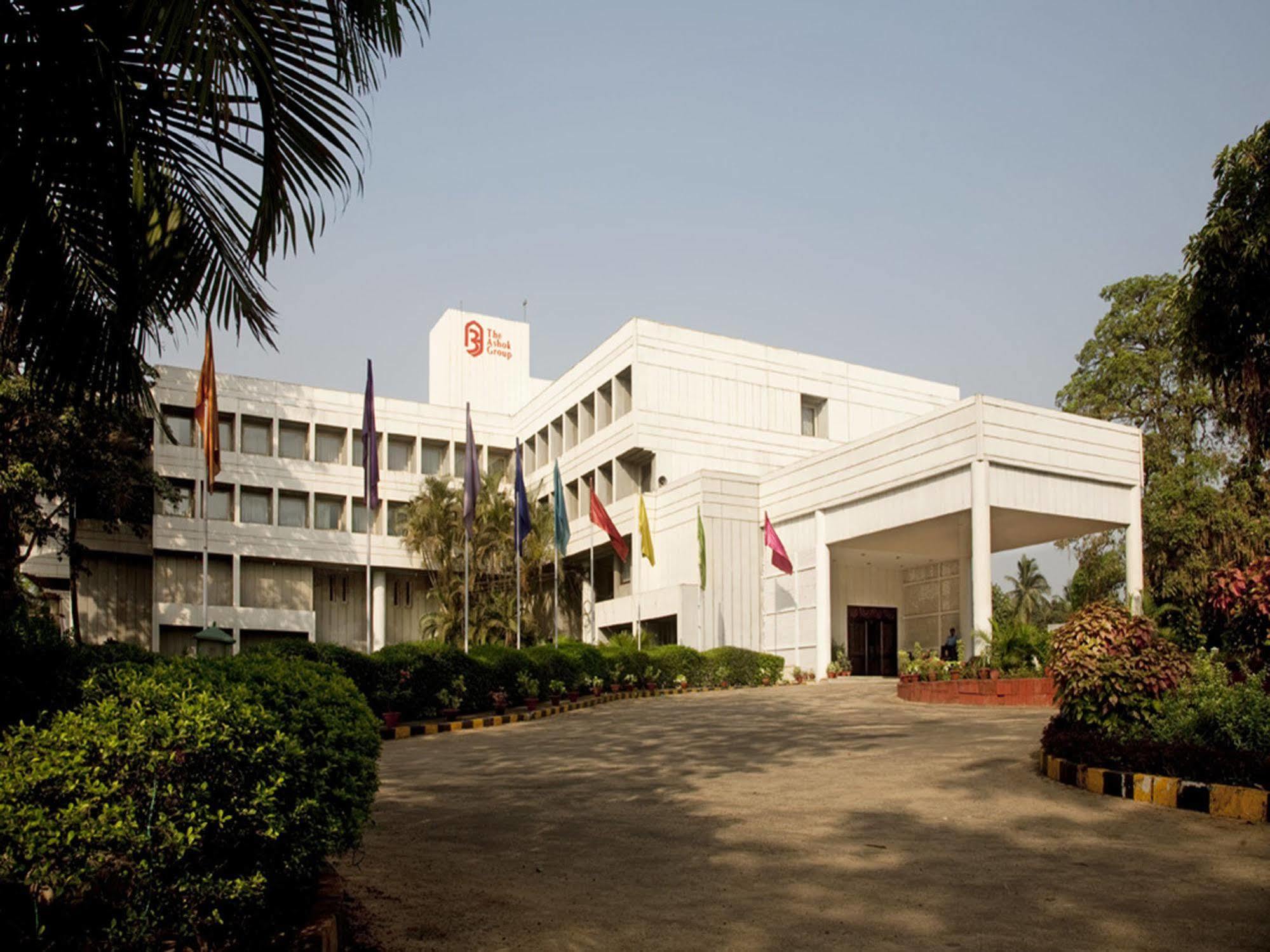 Hotel Kalinga Ashok Bhubaneswar Exterior photo